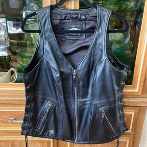 XL Harley Davidson Black Leather Ladies Riding Vest